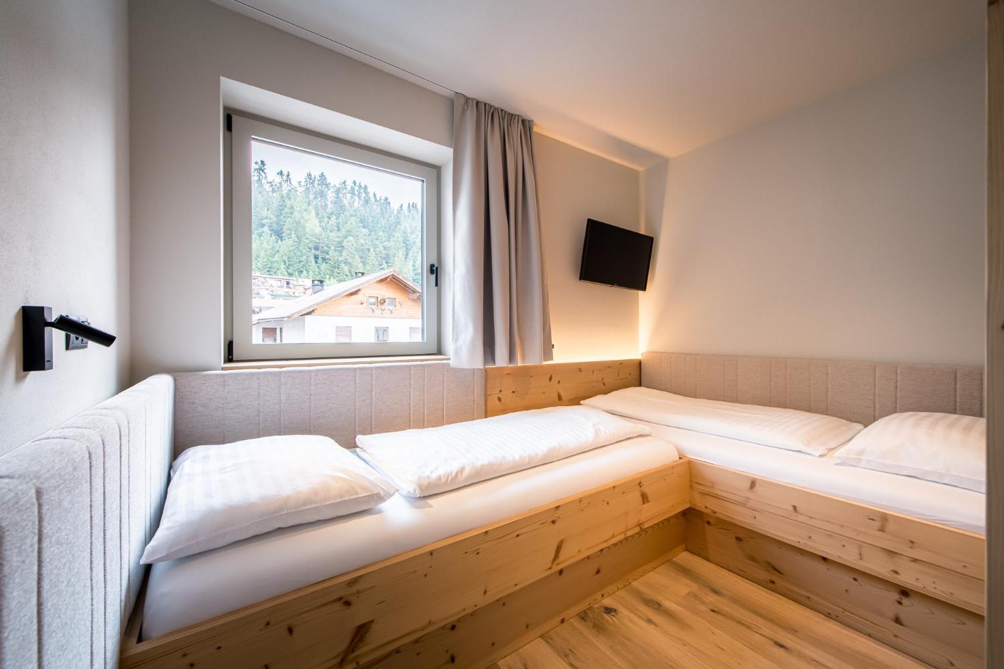 Hotel Sonnenheim Chienes Kültér fotó