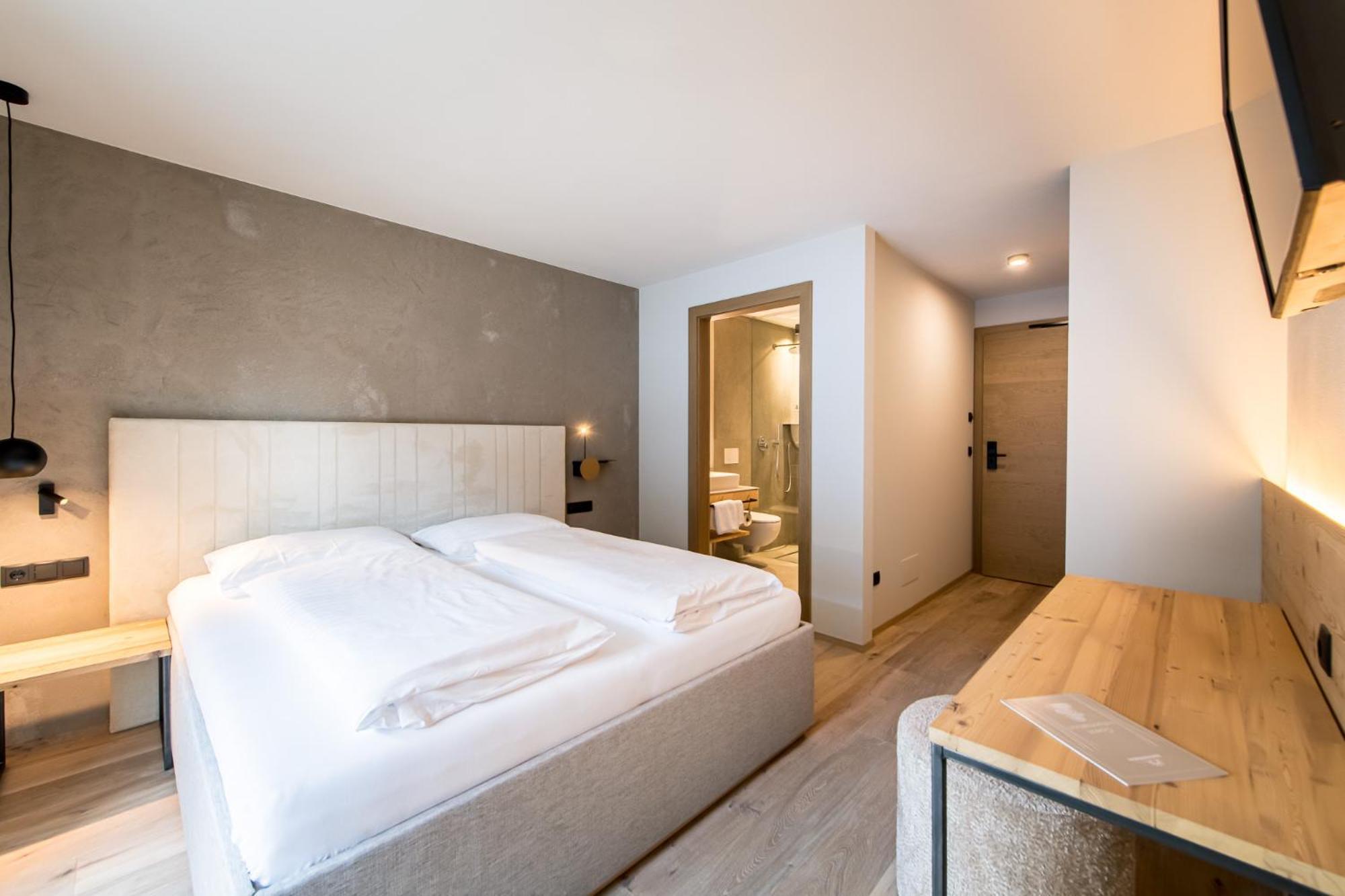 Hotel Sonnenheim Chienes Kültér fotó